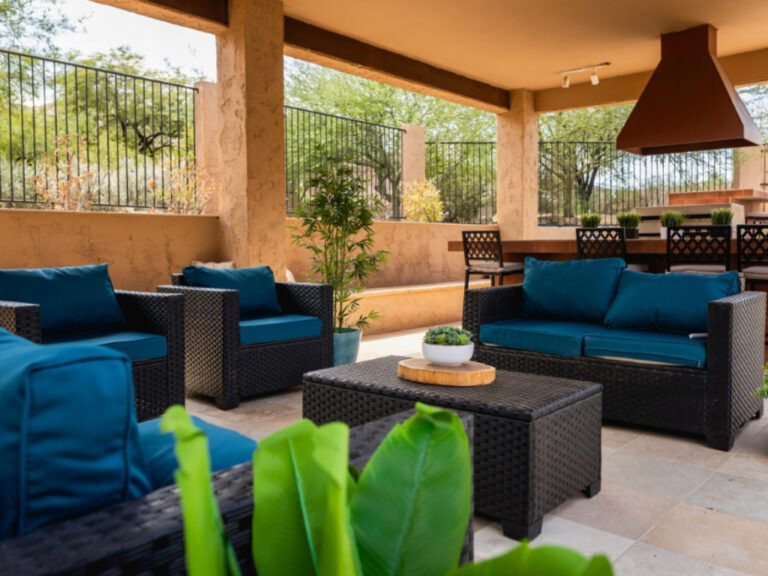 accom-backyard